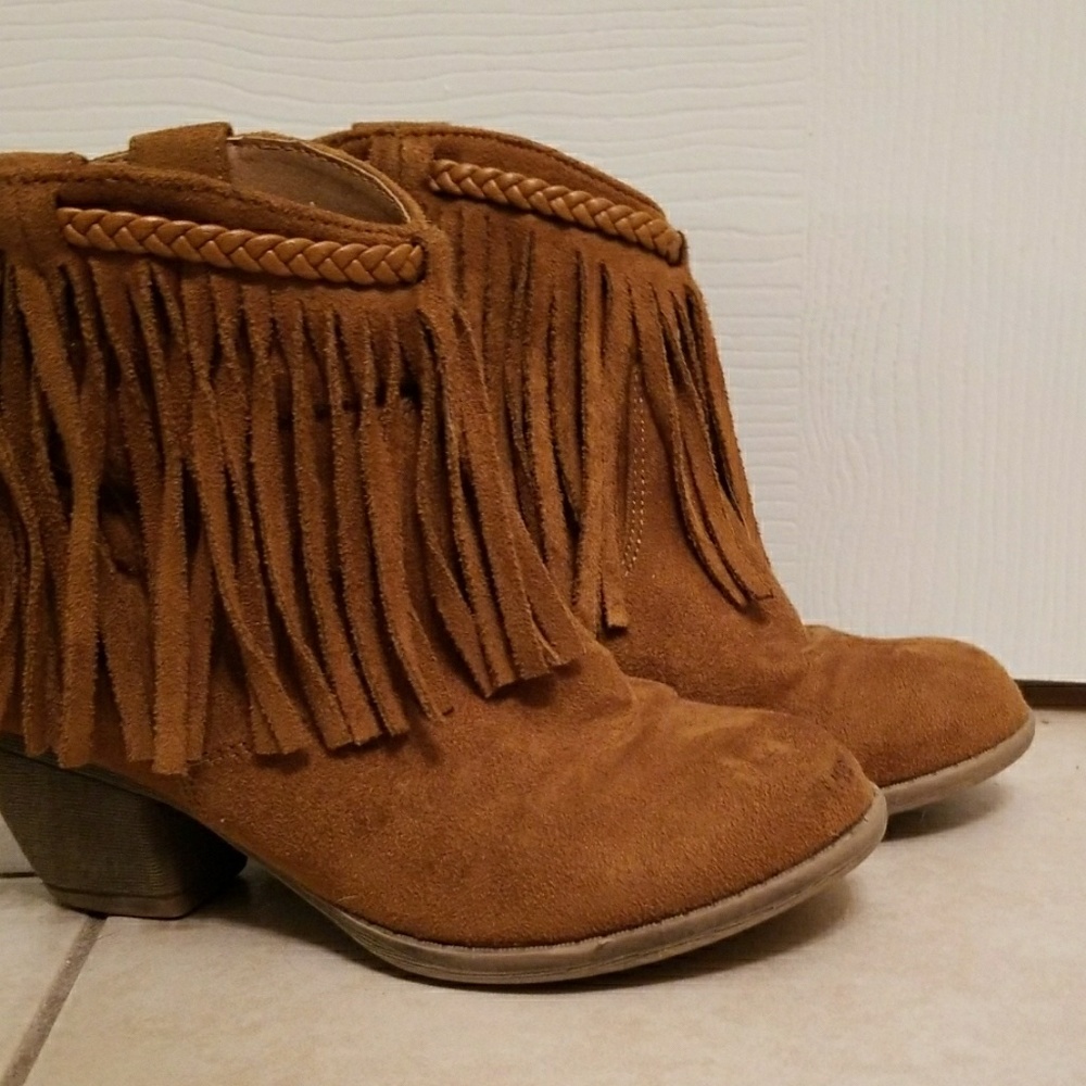 Kids boots